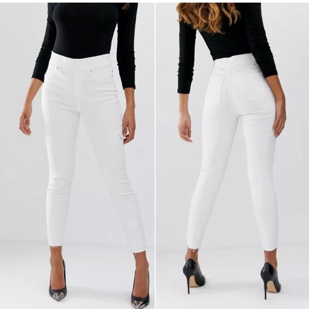 SPANX white skinny destroyed jeans Medium